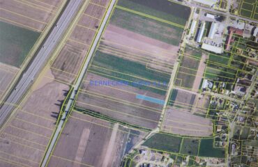 Pozemek, Předměřice nad Labem