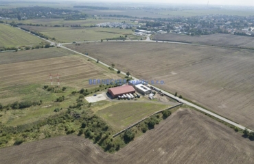 Pozemek ke komerční zástavbě, Bašť, prodej