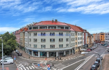 Komerční kancelářské prostory, Hradec Králové, nájem