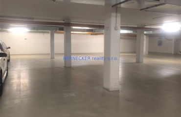 Garážové stání, Hradec Králové, prodej