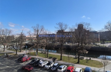 Byt v centru města, Hradec Králové, nájem