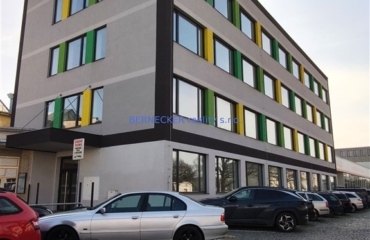 Komerční objekt, prodej, Hradec Králové