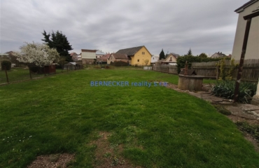 Pozemek, Smiřice, prodej