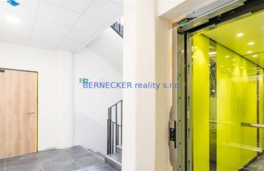 Komerční objekt, prodej, Hradec Králové